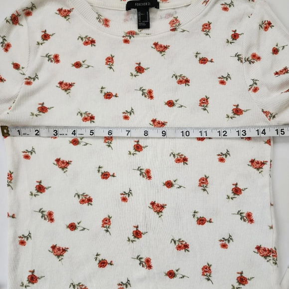 Forever 21 Semi-Cropped Ribbed Floral Print Long Sleeve No Stains, sz Medium - Picture 8 of 15